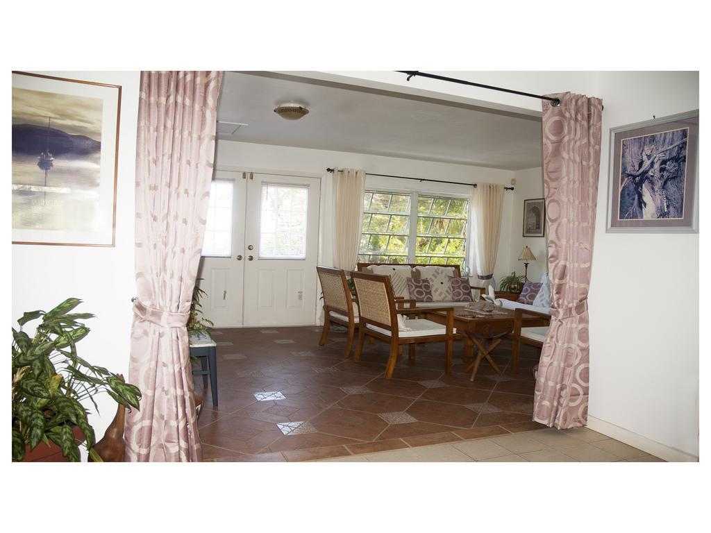 Silver Point Villa Freeport Bagian luar foto